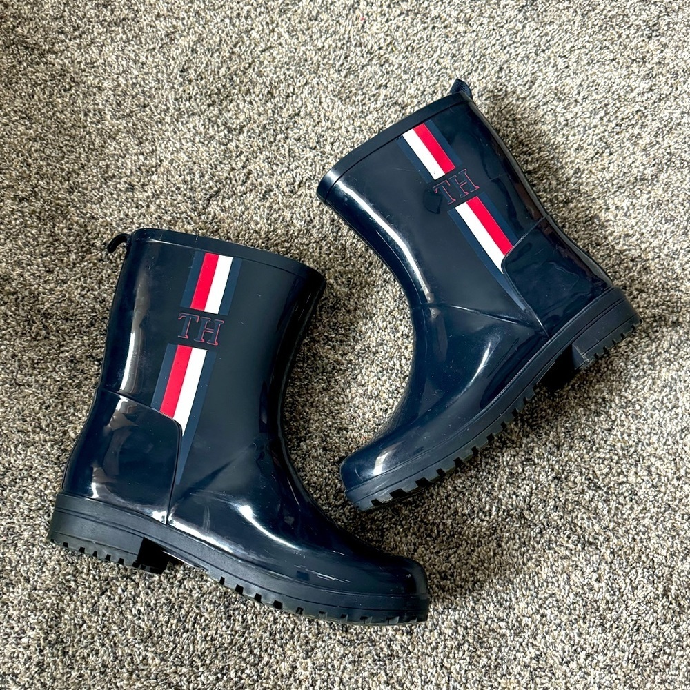 Tommy Hilfiger Rain Boots 9